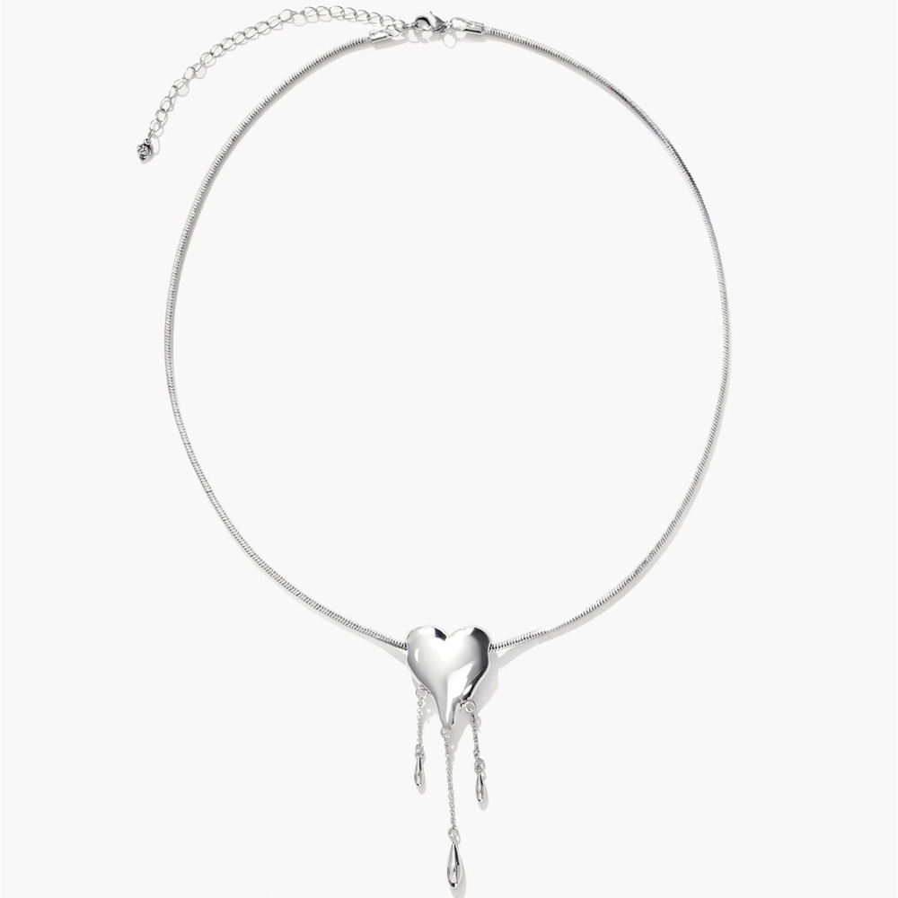 en route jewelry Venom’s Silver Drip Heart Necklace